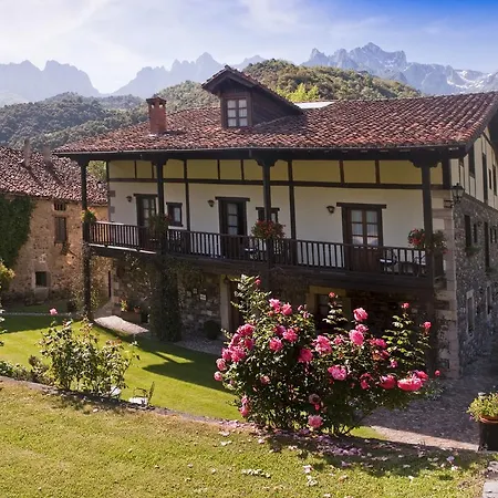 San Pelayo 3* Camaleño