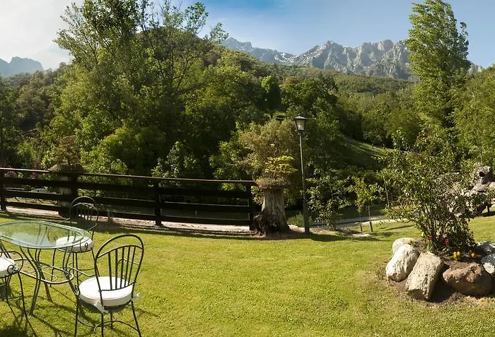 San Pelayo Pensjonat Camaleño